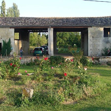 Chambres D'Hotes Entre Niort Et Marais Poitevin Bessines Eksteriør bilde